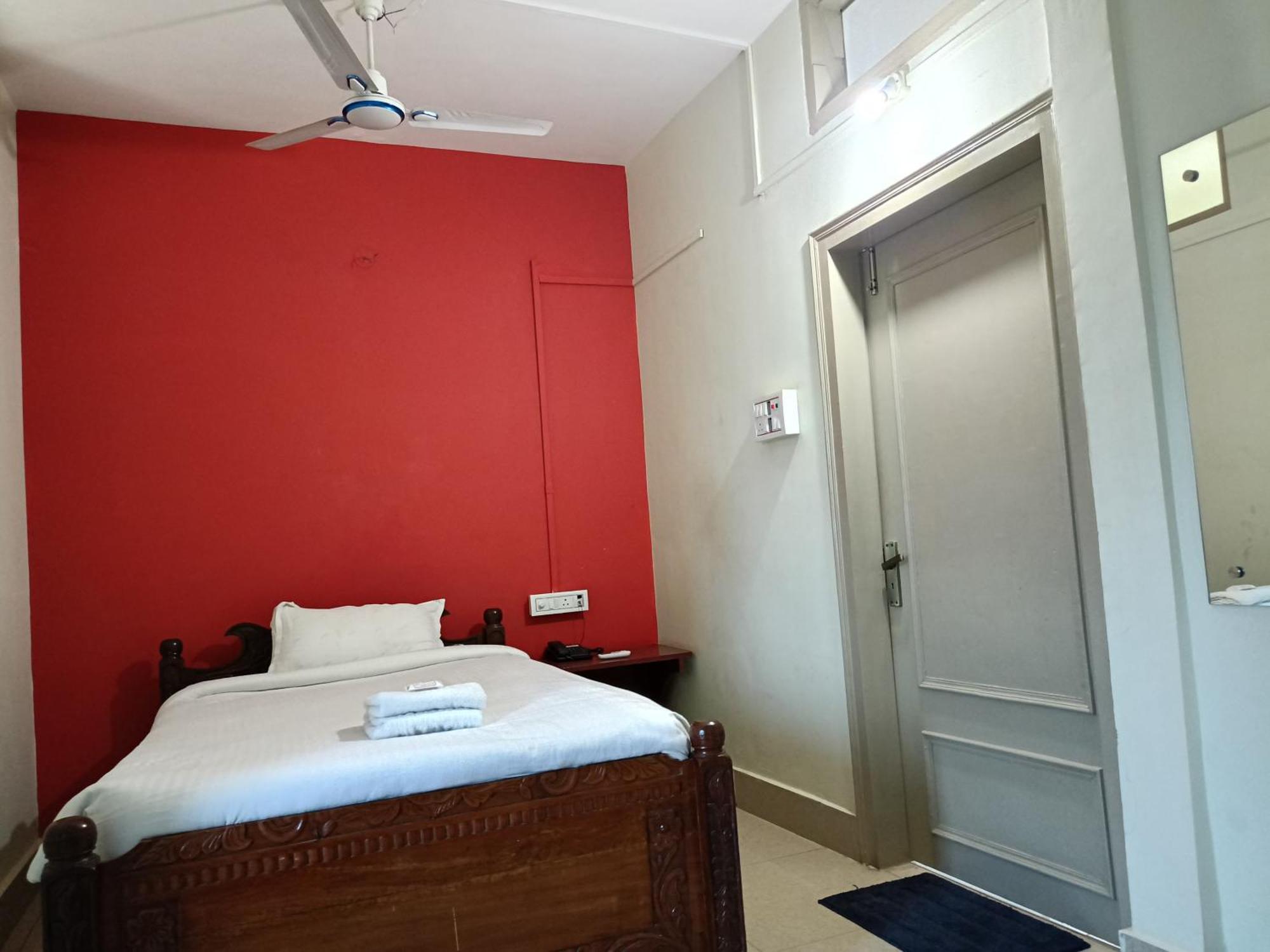 גווהטי Hotel Bhargav מראה חיצוני תמונה