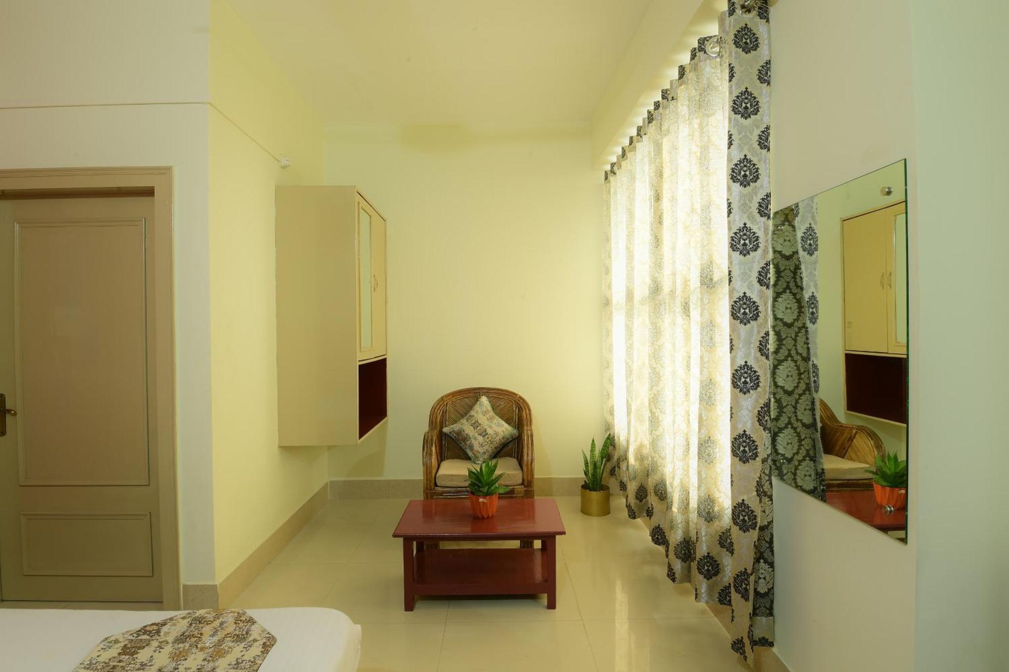 גווהטי Hotel Bhargav מראה חיצוני תמונה