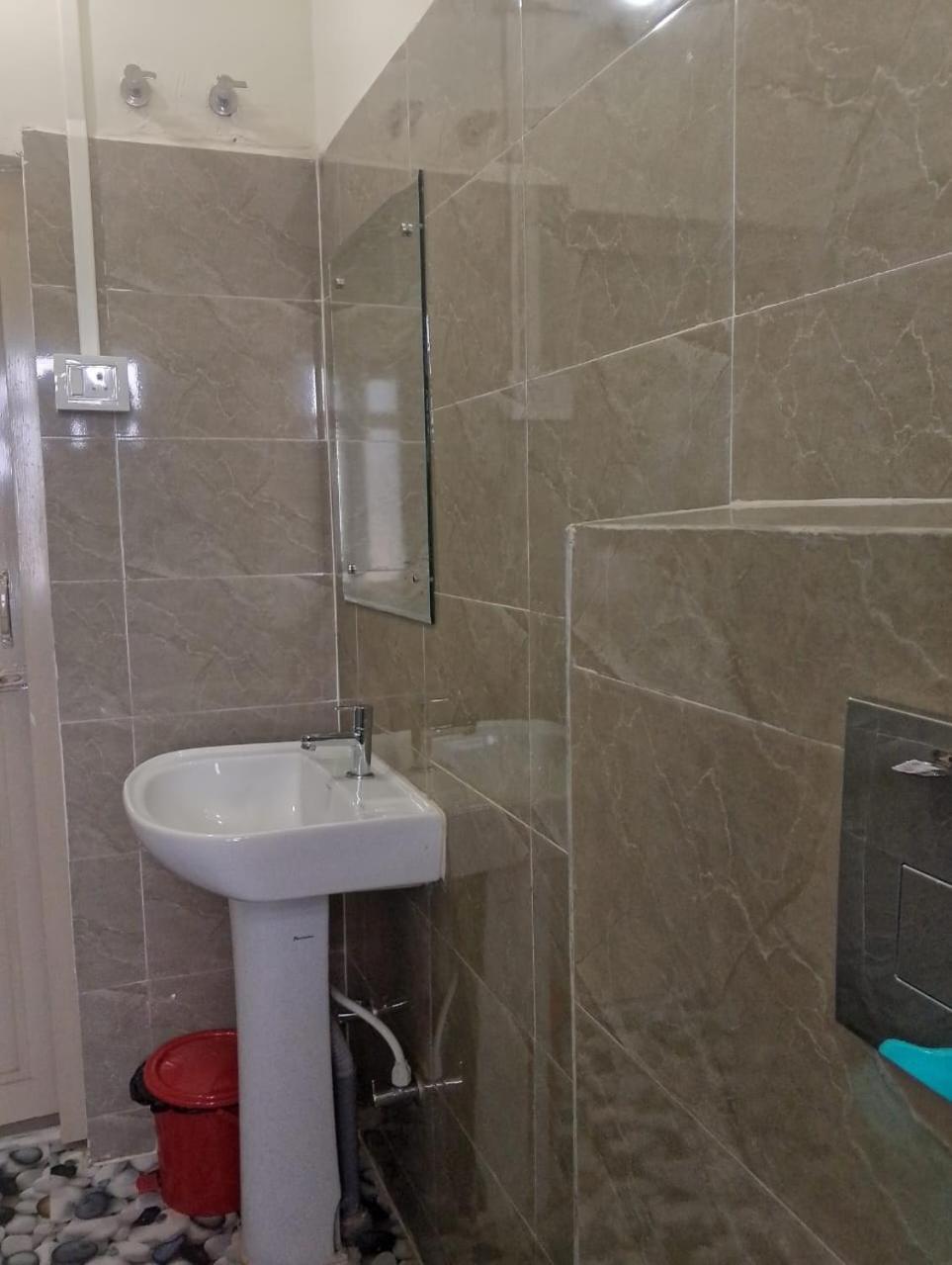 גווהטי Hotel Bhargav מראה חיצוני תמונה