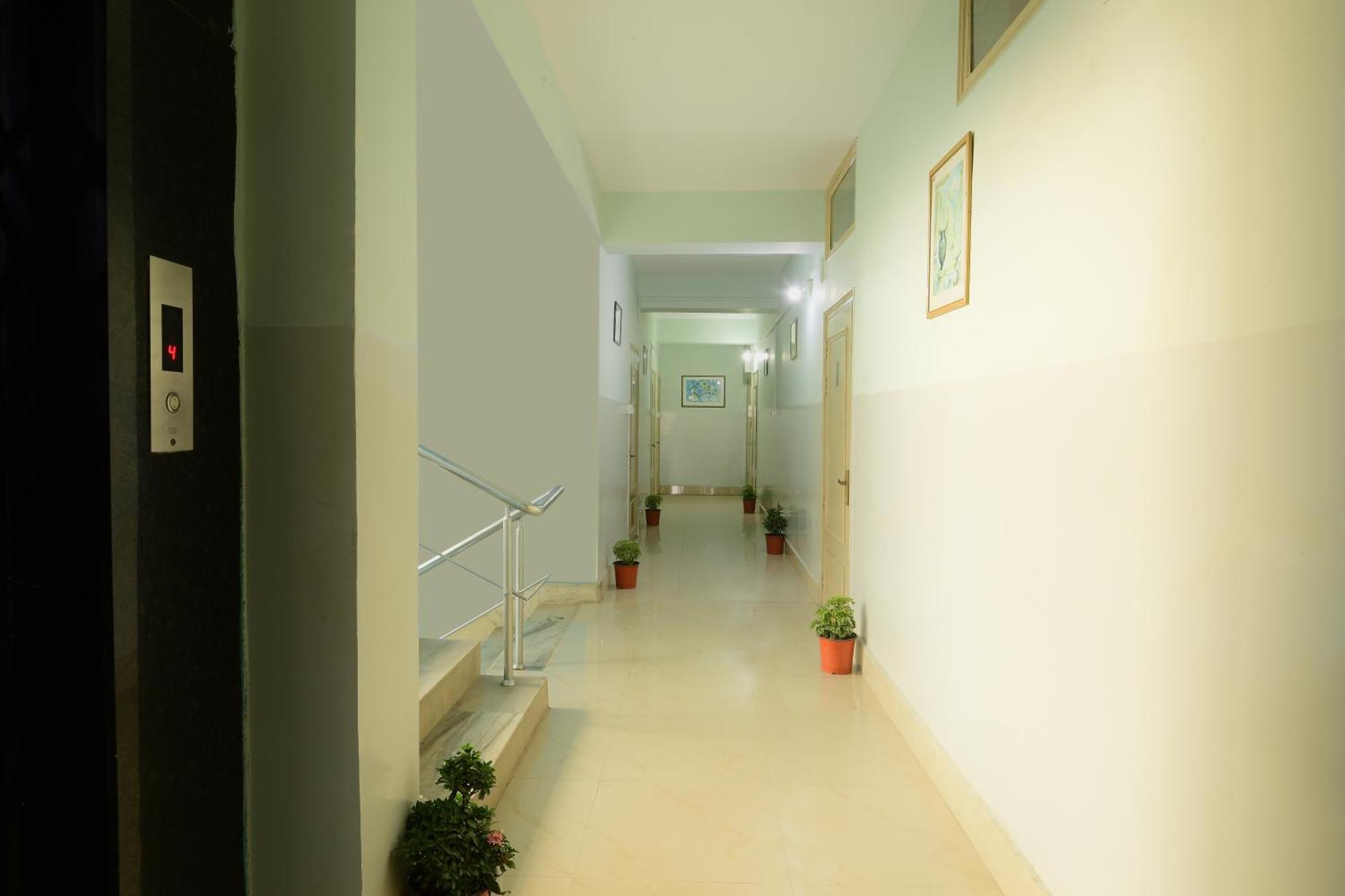 גווהטי Hotel Bhargav מראה חיצוני תמונה