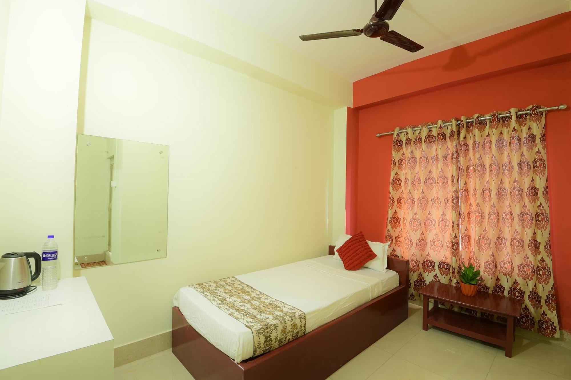 גווהטי Hotel Bhargav מראה חיצוני תמונה